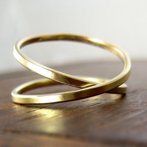This gorgeous Infinity band is a great alternative to a traditional band